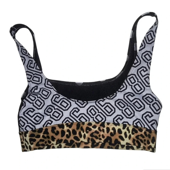 PINK Victoria's Secret Ultimate Unlined Animal Print Polka Dot Sports Bra, XS - Picture 3 of 8